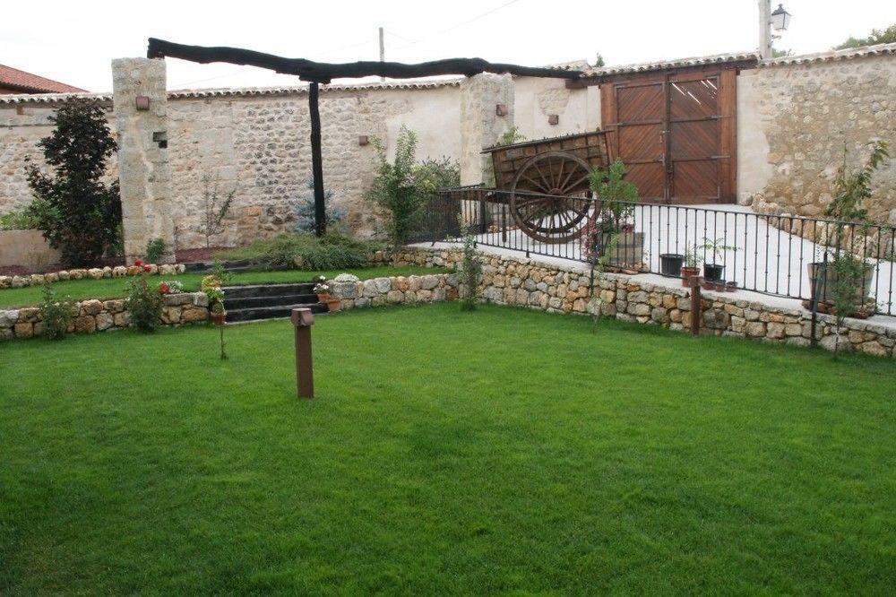 La Posada De Las Casitas Ampudia Exterior photo
