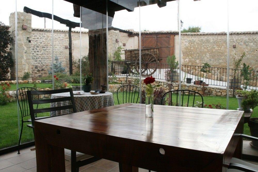 La Posada De Las Casitas Ampudia Exterior photo